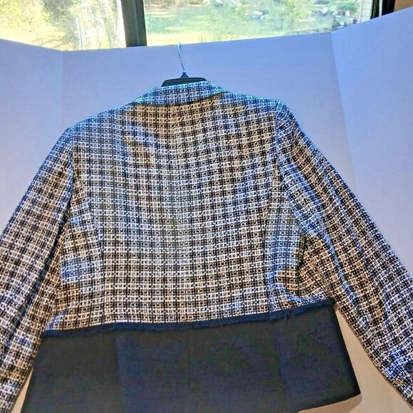 Karl Lagerfeld Paris Short Jacket 14P. Business or Y2k Ware. - Picture 6 of 13